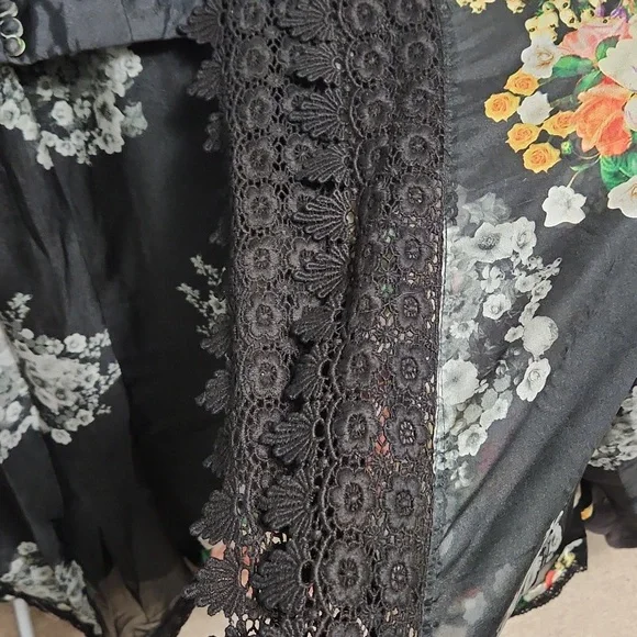 Black floral lengha/lehenga M - Picture 4 of 6